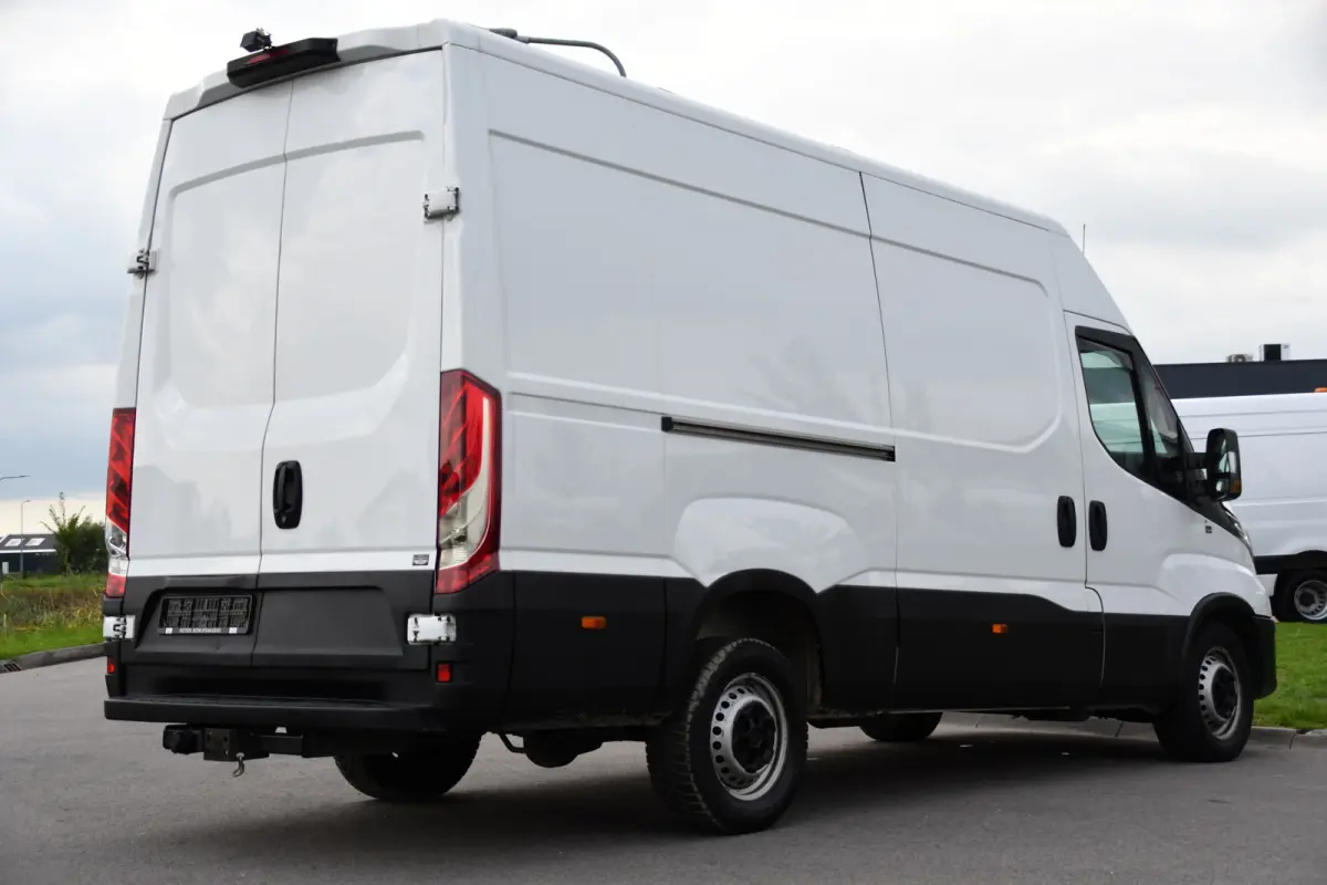 35C16V 2.3 352 H2 Edition Camera, Cruise, Airco, 3500kg Trekhaak, LED, Clima ,Radio, 160pk, Uniek!