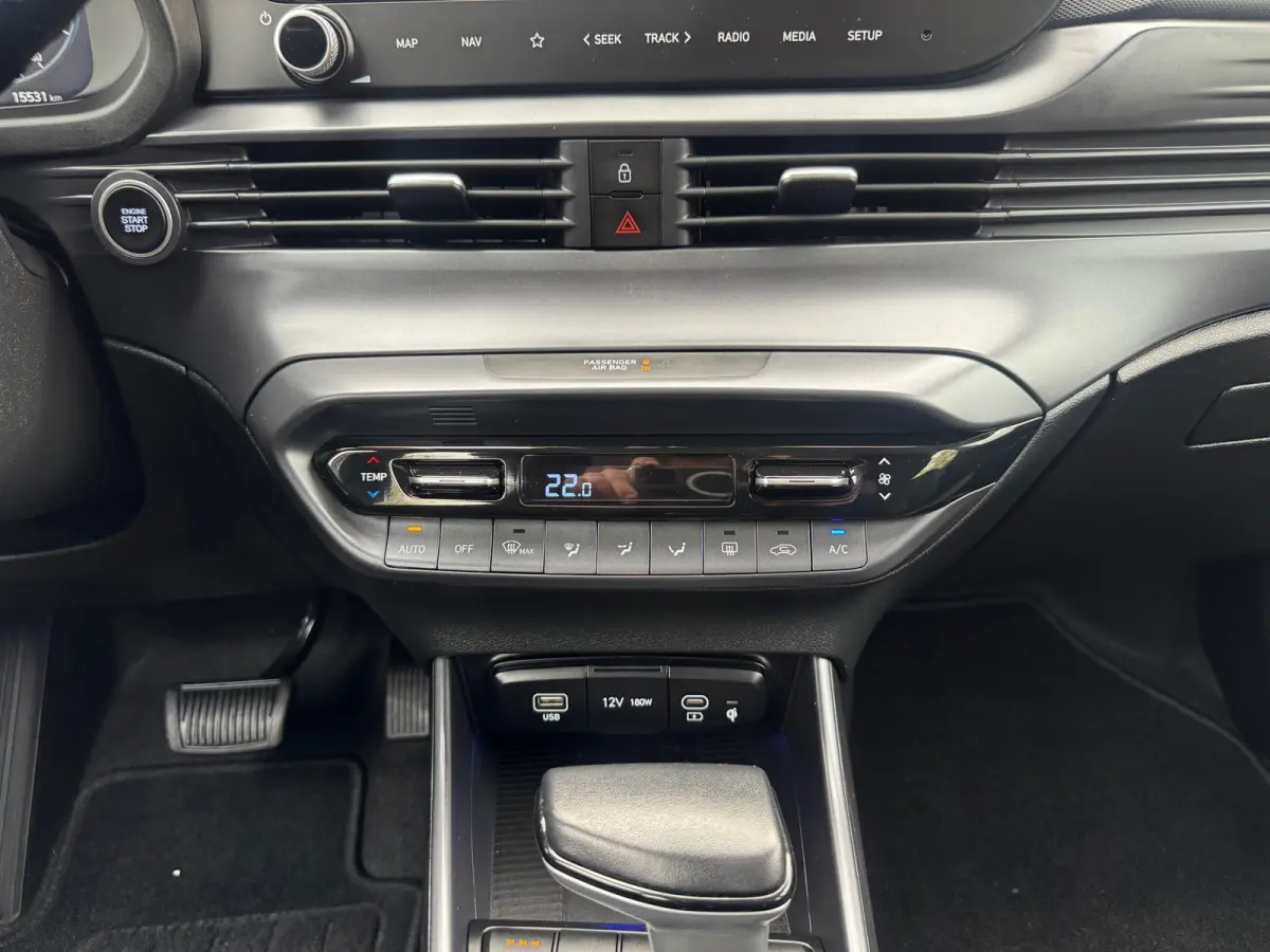 1.0 T-GDI Premium,stoelverwarming V+A,LED,Navi/Camera/Carpl-Andriod,