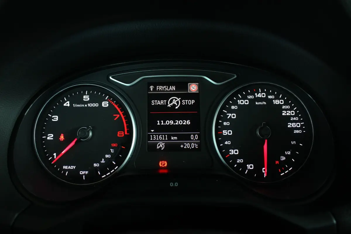 1.4 TFSI CoD S-Line Carplay | Leder | Keyless | Sfeerverl. | Stoelverw. | Navi | Adapt. Cruise | 19" LMV | PDC V+A