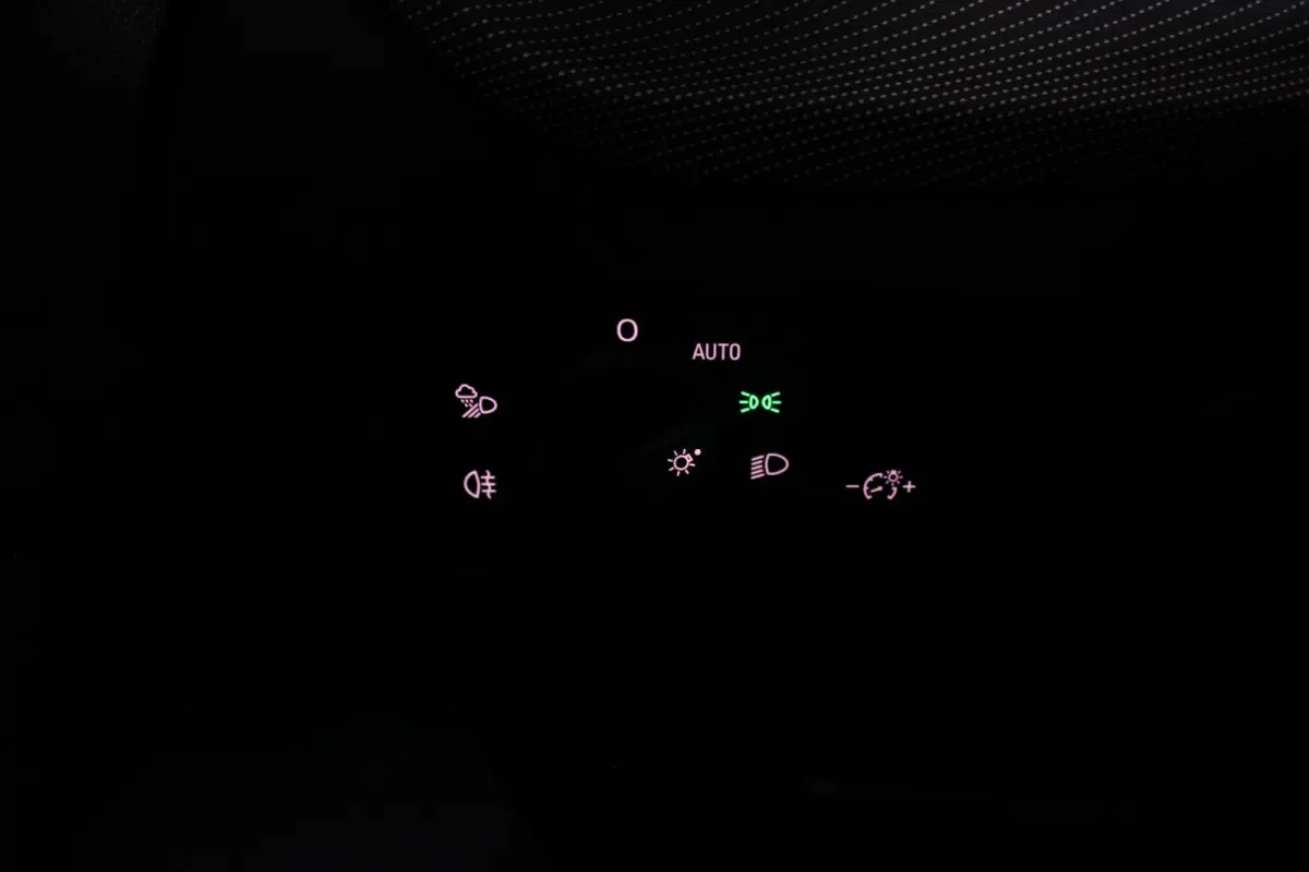 1.4 TFSI CoD S-Line Carplay | Leder | Keyless | Sfeerverl. | Stoelverw. | Navi | Adapt. Cruise | 19" LMV | PDC V+A
