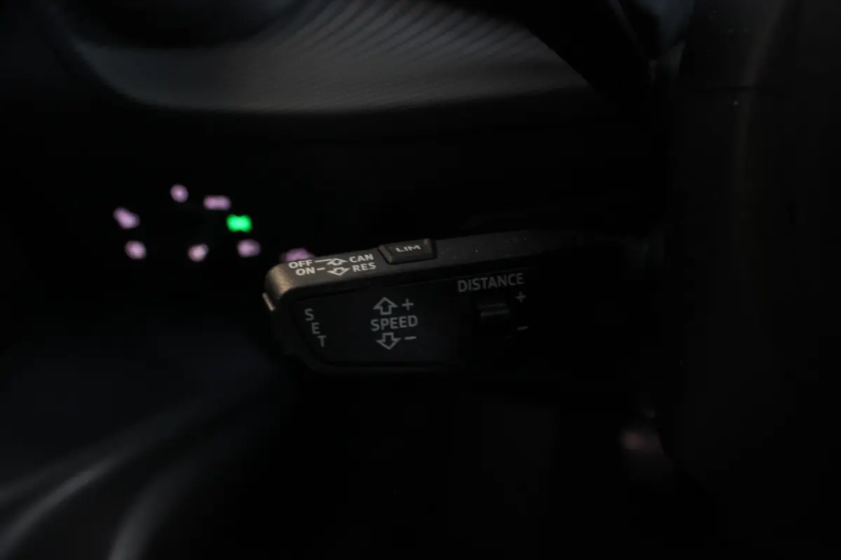 1.4 TFSI CoD S-Line Carplay | Leder | Keyless | Sfeerverl. | Stoelverw. | Navi | Adapt. Cruise | 19" LMV | PDC V+A