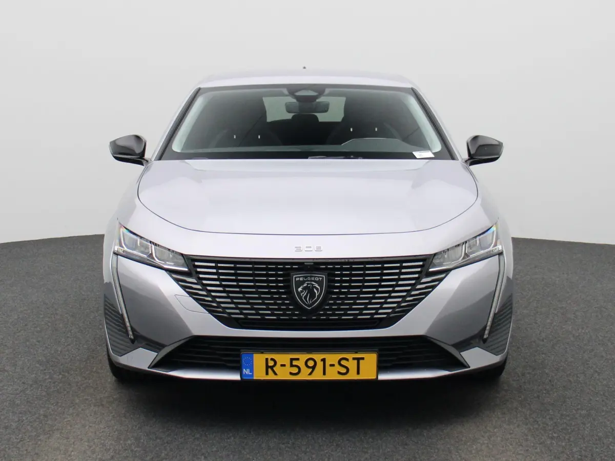 1.2 Allure Pack Business | LMV | Navigatie | Parkeer sensoren | Virtual cockpit | Climate control | Half leder | Stoel verwarming | Apple carplay | Cruise control | Camera