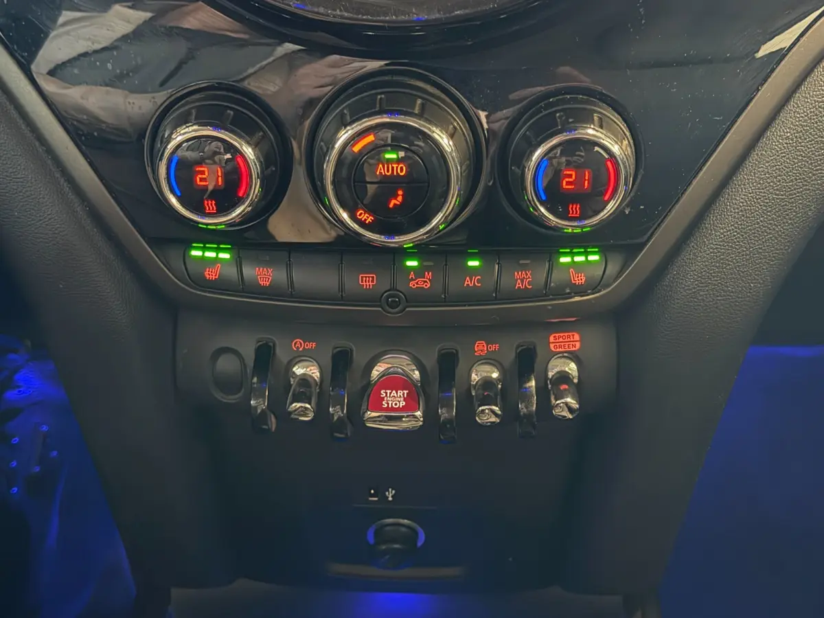 1.5 Cooper Full Led|Stoelverwarming|Keyless|Camera|Automaat