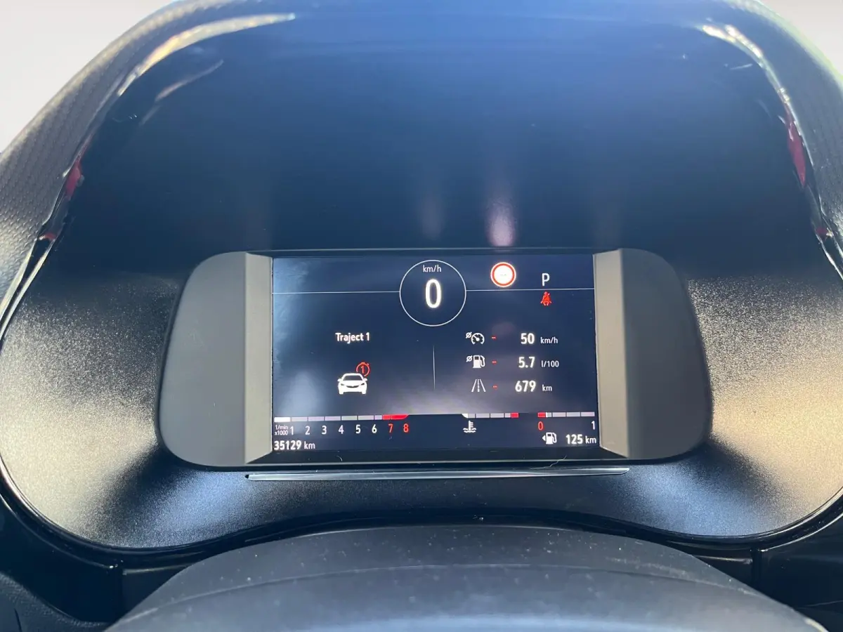 1.2 Edition | AUTOMAAT | Carplay | Stoelverwarming | Dodehoek detectie | Climate Control | Draadloze telefoonlader | Parkeercamera