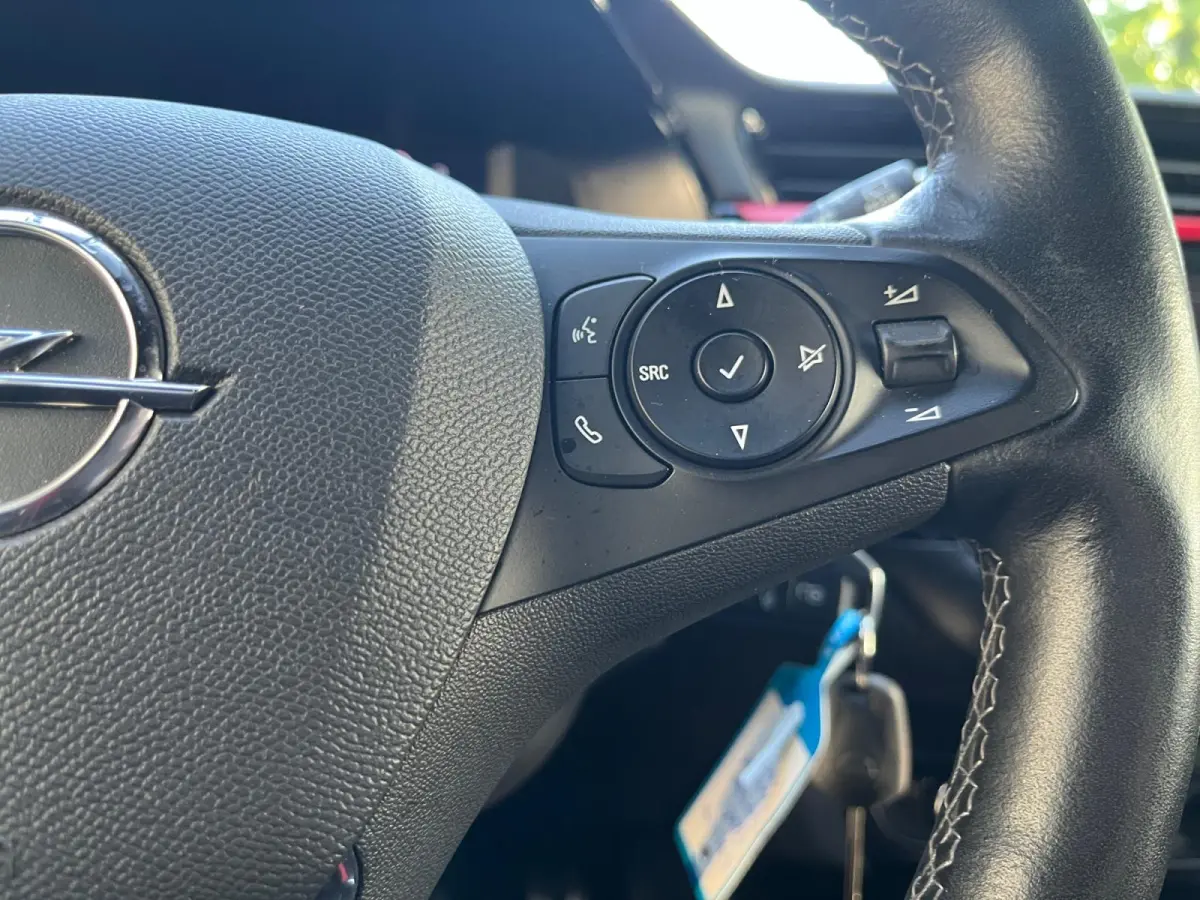 1.2 Edition | AUTOMAAT | Carplay | Stoelverwarming | Dodehoek detectie | Climate Control | Draadloze telefoonlader | Parkeercamera