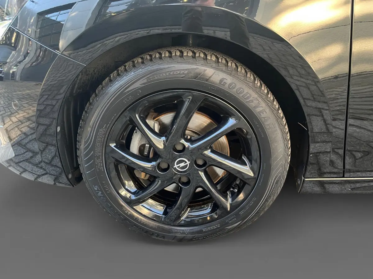 1.2 Edition | AUTOMAAT | Carplay | Stoelverwarming | Dodehoek detectie | Climate Control | Draadloze telefoonlader | Parkeercamera