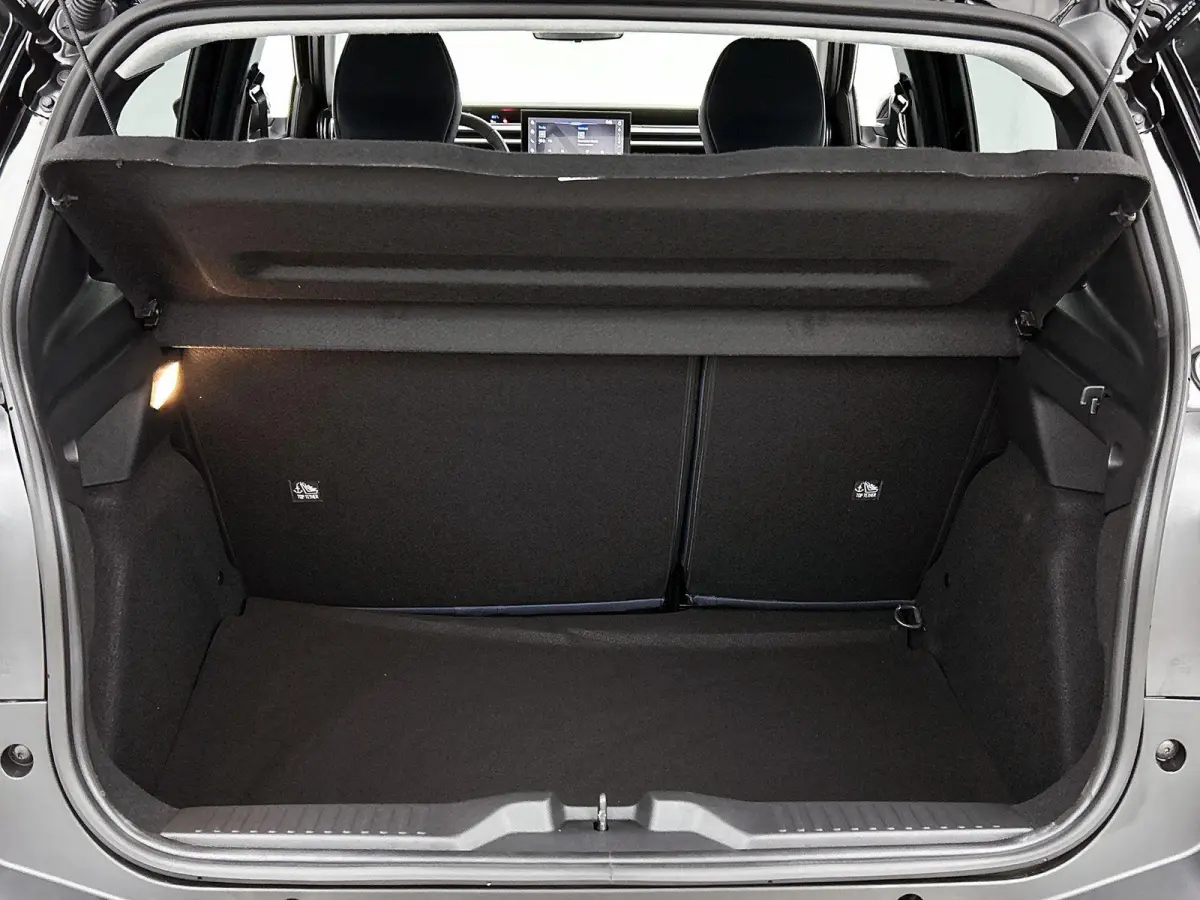 1.2 110pk Hybrid Collection Automaat | Navigatie via Apple Carplay / Android Auto | Airco | 17'' Lichtmetalen velgen | Achteruitrijcamera | Cruise control | LED Verlichting