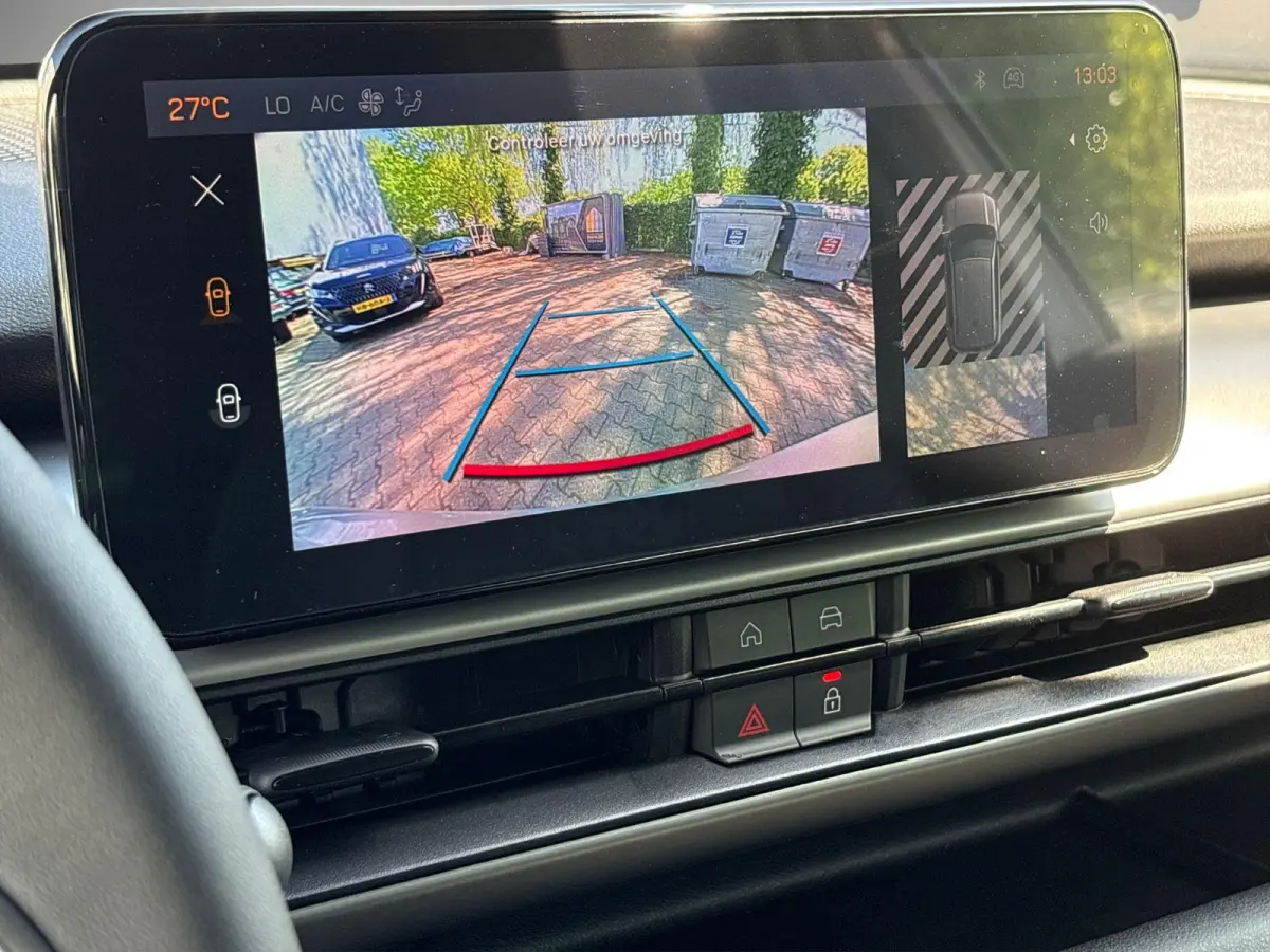 1.2 e-Hybrid Black Edition | Camera | Apple Carplay/Android Auto | Parkeersensoren | LMV 17" | 2 + 6 Jaar Speciale Garantie | AKTIEPRIJS HOGE KORTING! |