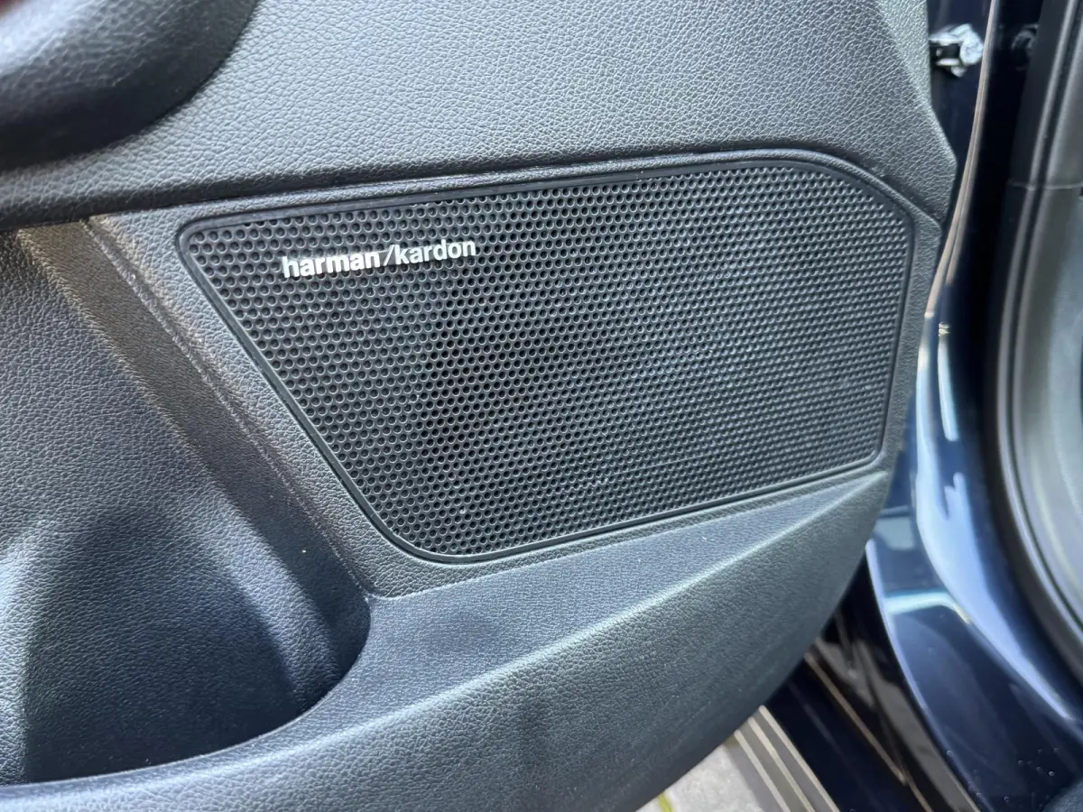 SPORTSWAGON 1.6 T-GDI DYNAMICPLUSLINE I AUTOMAAT I SCHUIF/KANTELDAK I HARMAN KARDON I STOELVERWARMING I P-CAMERA