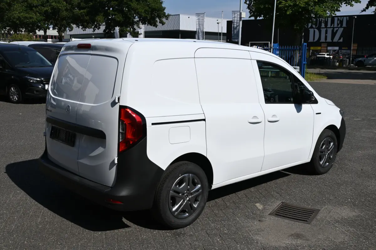 112 Pro L1 51 kWh AC-opladen 22kW/DC-opladen 75kW, Smartphone integratiepakket, Etc.