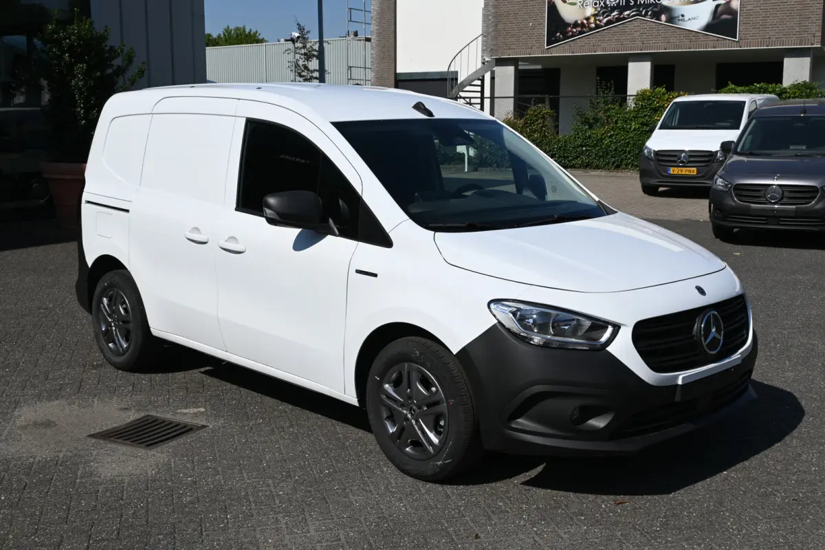 112 Pro L1 51 kWh AC-opladen 22kW/DC-opladen 75kW, Smartphone integratiepakket, Etc.