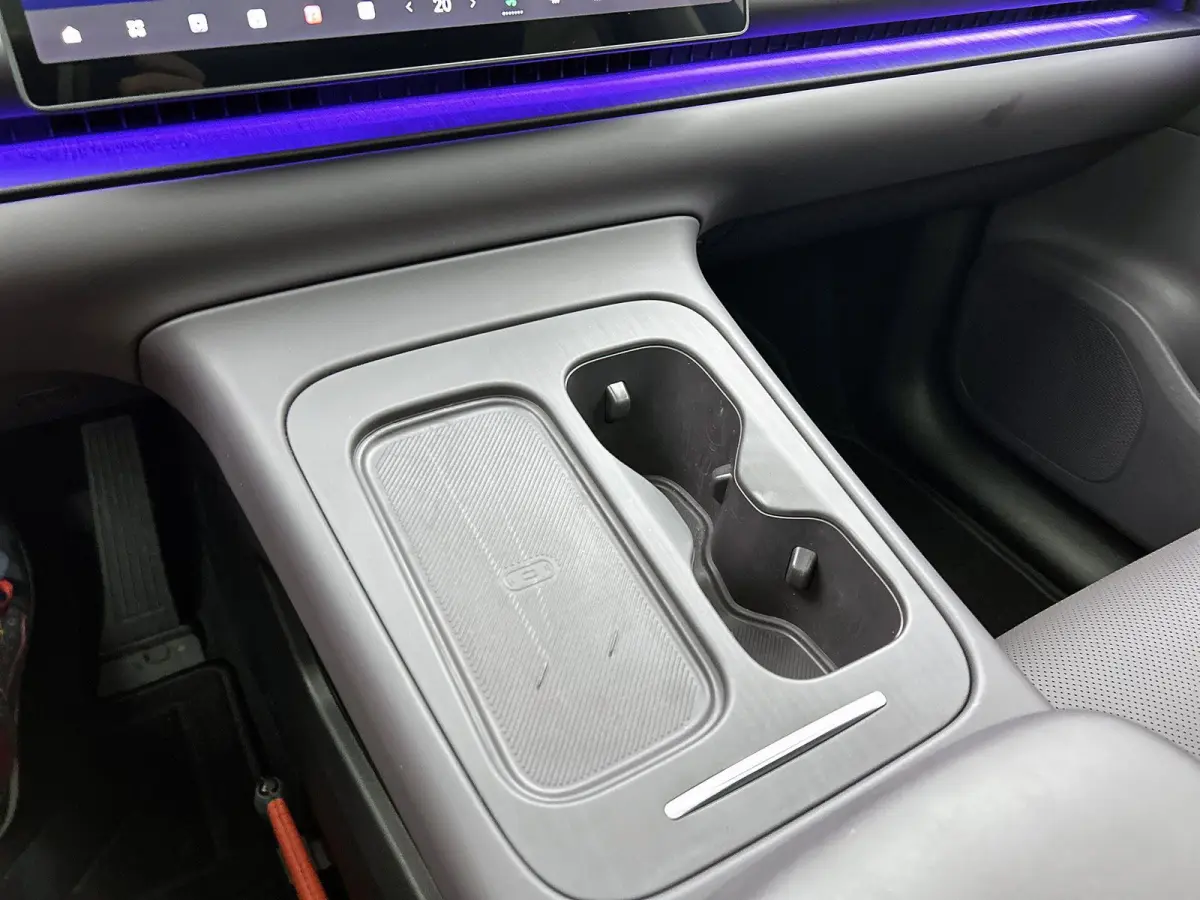 218pk Design 69.9 kWh Automaat | Navigatie | Elektrische Lederen Stoelen | Stoelverwarming | Stoelventilatie | 360 °C Camera |  Panoramadak |