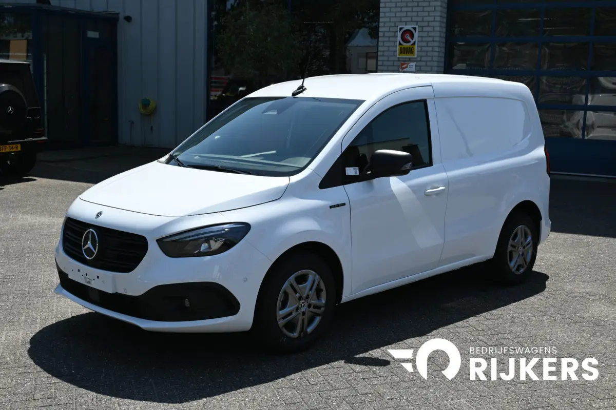 112 Select L1 51 kWh Led, Keyless Go, Leder stuur, Etc. AC-opladen 22kW/DC-opladen 75kW