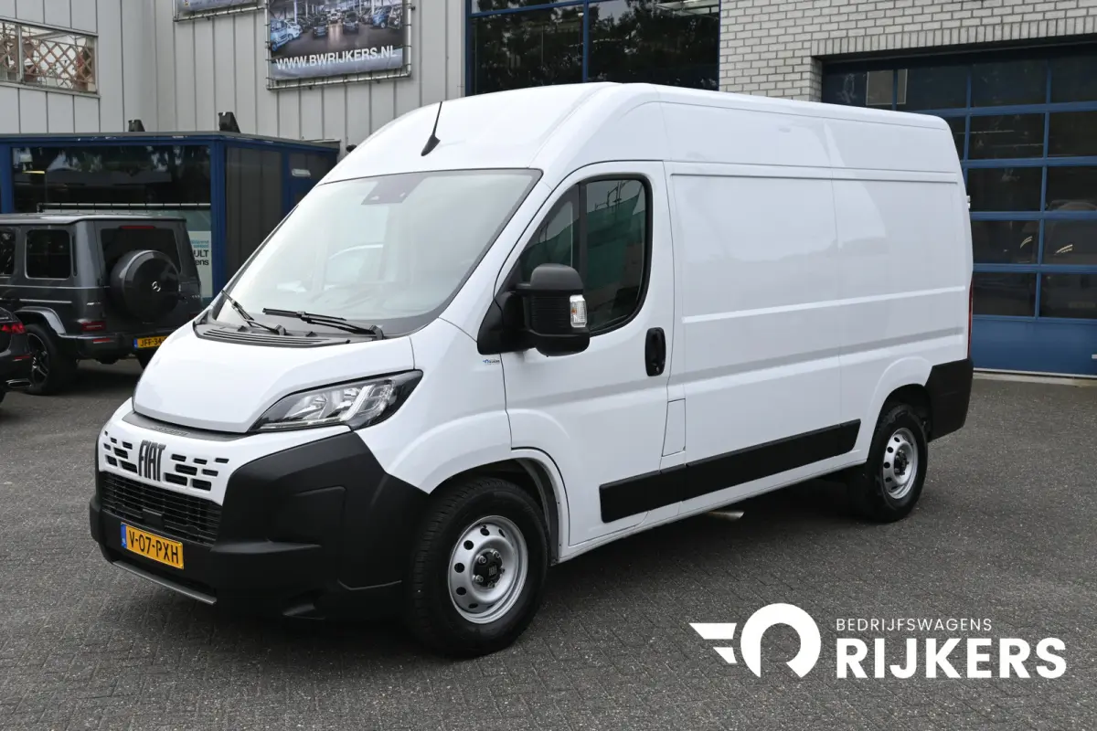 L2H2 2.2 MultiJet 140 pk 3.5t Camera, Cruise control, 270 Graden deuren
