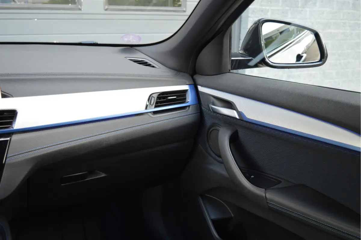 sDrive20i | M-PAKKET | CAMERA | TREKHAAK | HIFI | LED | DAB | CARPLAY |