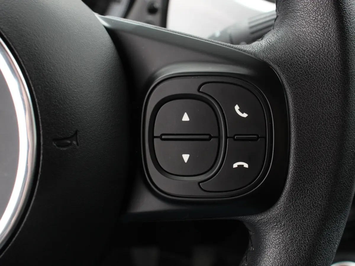 1.0 Hybrid Sport Climate control Cruise control Lichtmetalen velgen Groot scherm Sportstoelen