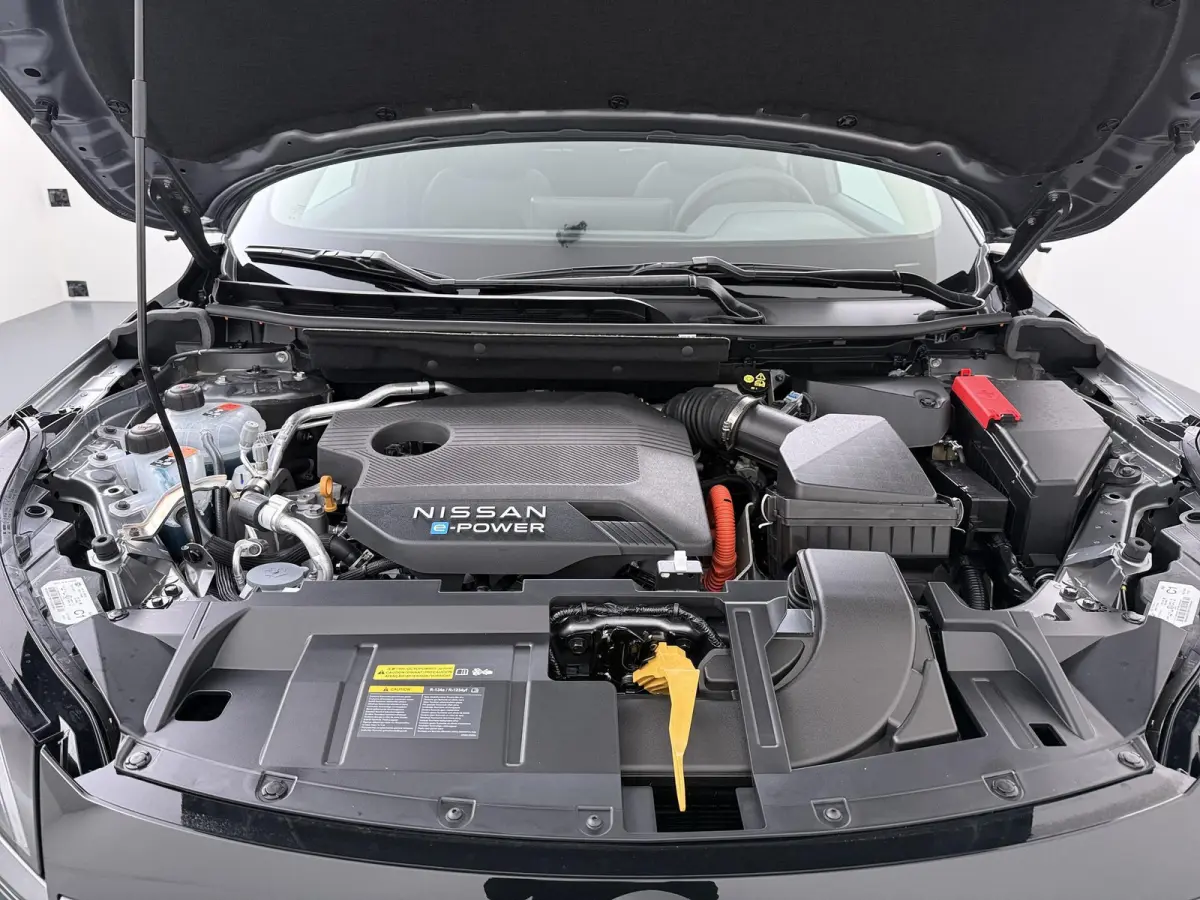 1.5 e-Power N-Connecta | Panoramadak & Cold Pack | € 4000,- Voorraad Voordeel !!!