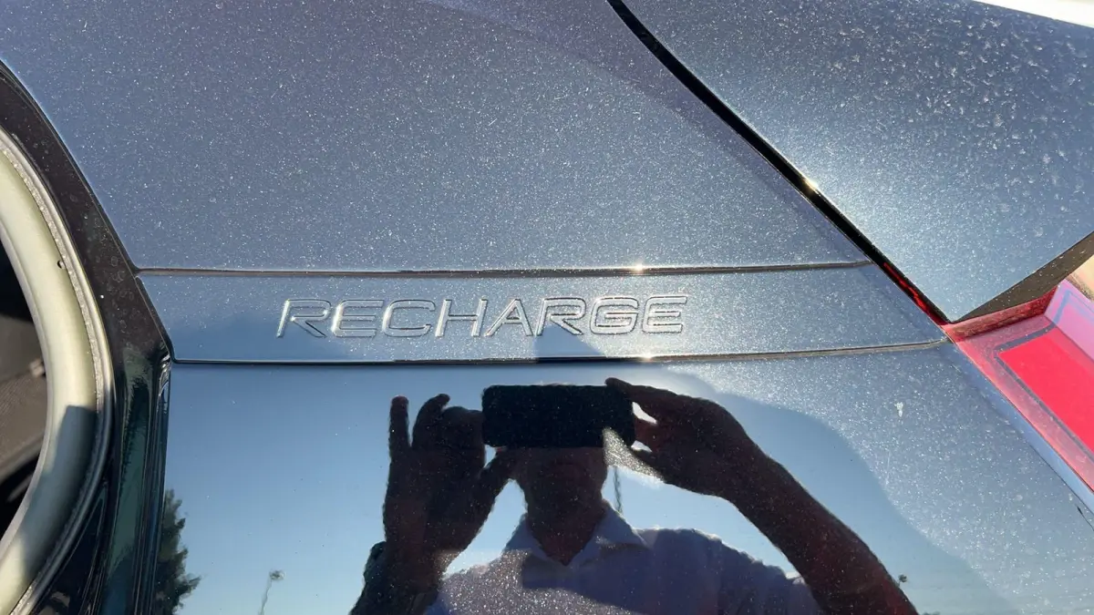 1.5 T4 Plug-in hybrid Plus Bright | Adapt. Cruise | Parkeercamera | Stoelverw. |