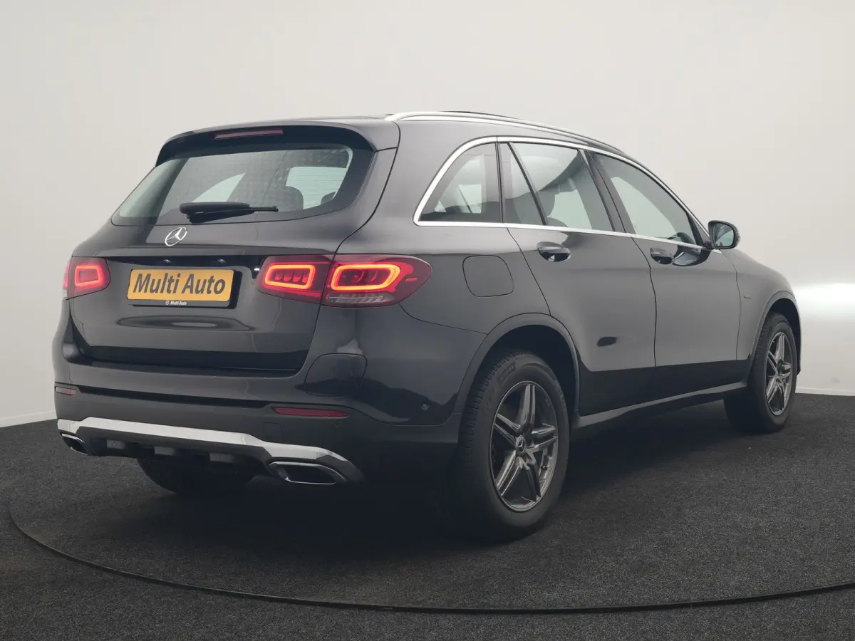 4MATIC PHEV 313pk Dealer O.H | Panodak | Sportstoelen Verwarmd | Sfeerverlichting | Cruise Control | Blis | Apple Carplay | Navigatie | 18"L.M | Plug In Hybrid