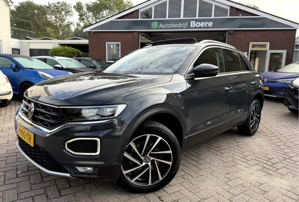 1.5 TSI Style Business Panoramadak, Stoelverwarming, App Connect