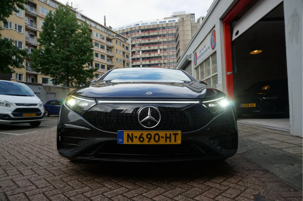 450+ Edition 108 kWh AMG Airmatic | SOH 97.7 | Hyperscreen | Achterasbesturing | Panoramadak | Burmester | Head Up Display