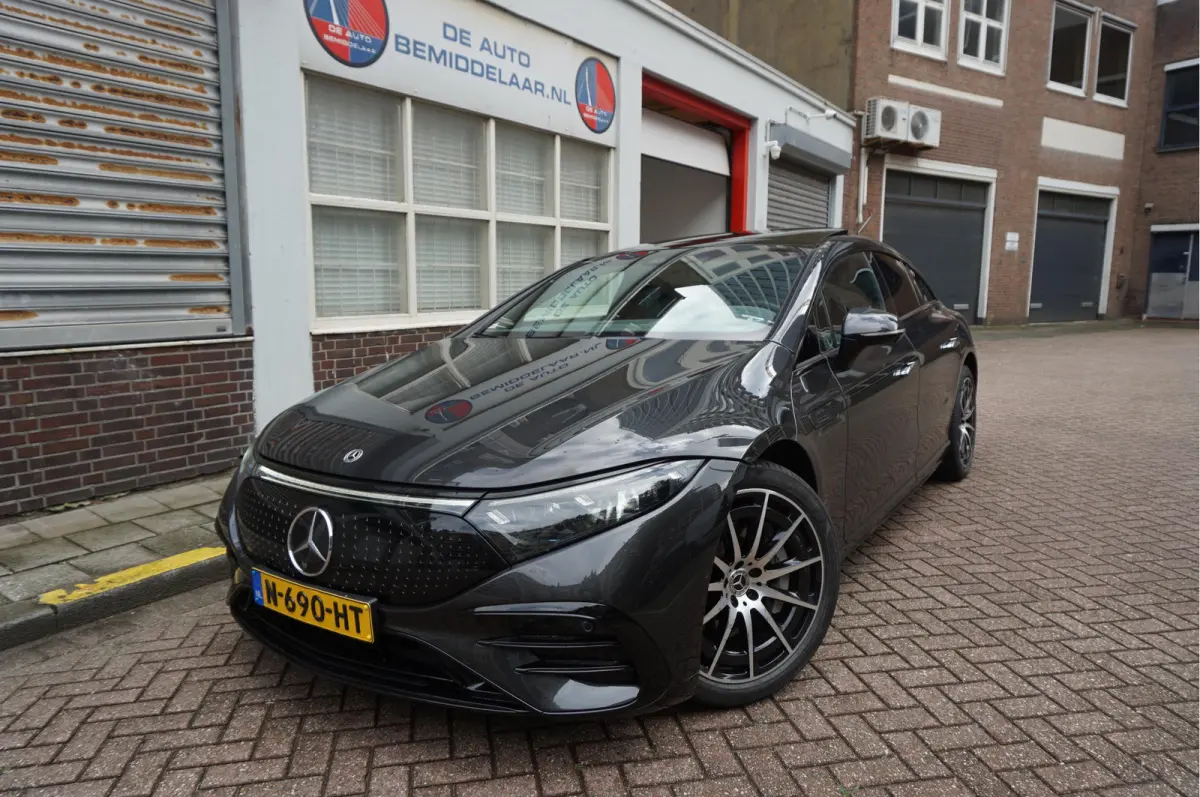 450+ Edition 108 kWh AMG Airmatic | SOH 97.7 | Hyperscreen | Achterasbesturing | Panoramadak | Burmester | Head Up Display
