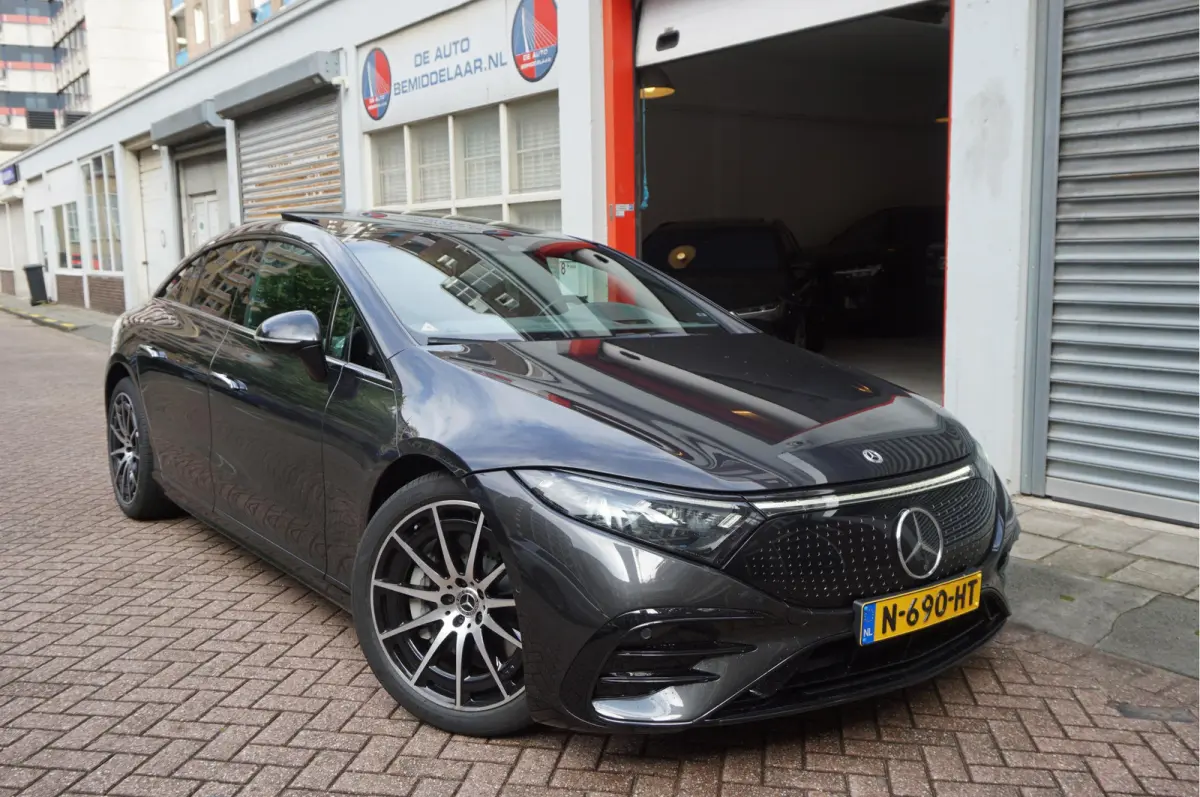 450+ Edition 108 kWh AMG Airmatic | SOH 97.7 | Hyperscreen | Achterasbesturing | Panoramadak | Burmester | Head Up Display