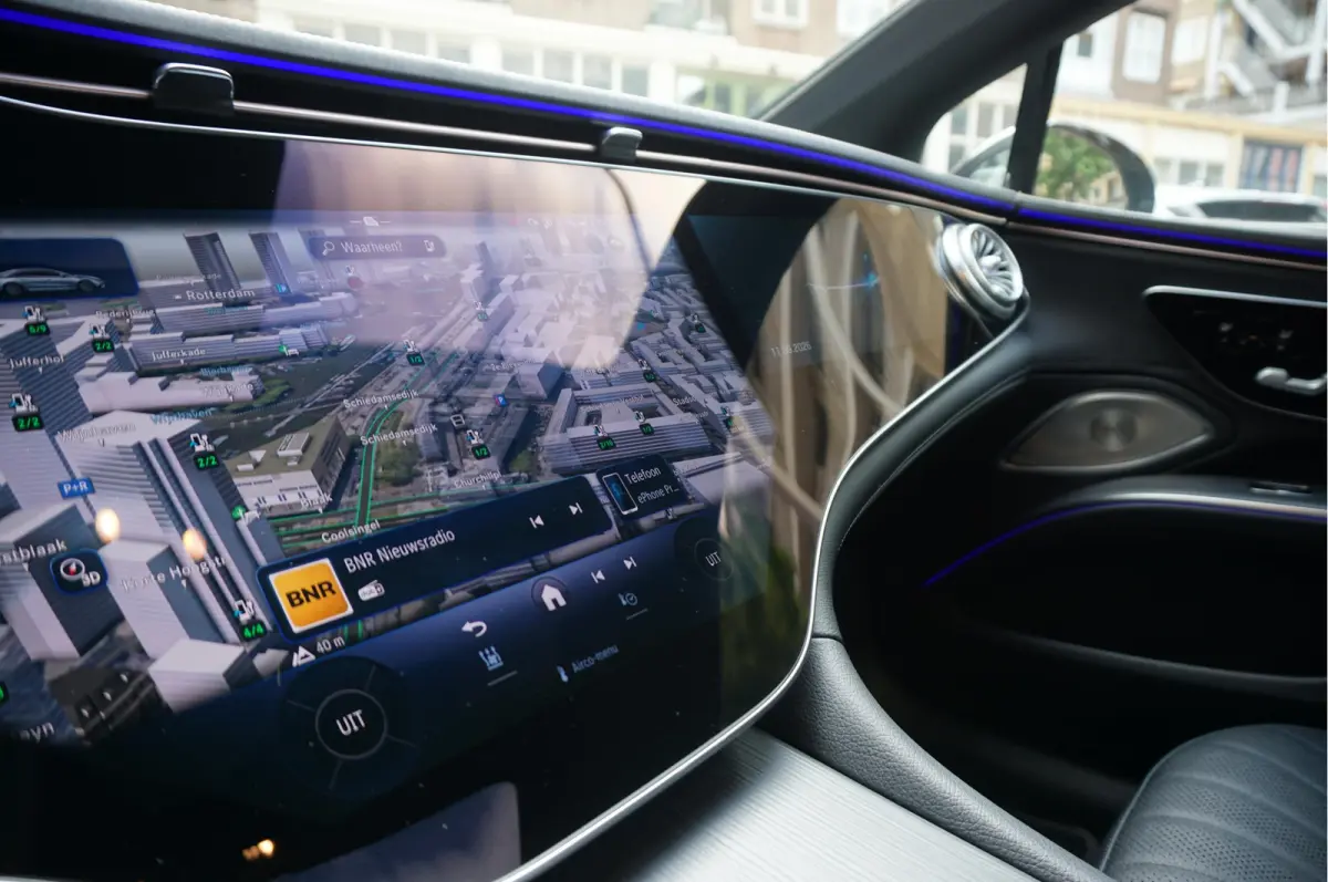 450+ Edition 108 kWh AMG Airmatic | SOH 97.7 | Hyperscreen | Achterasbesturing | Panoramadak | Burmester | Head Up Display