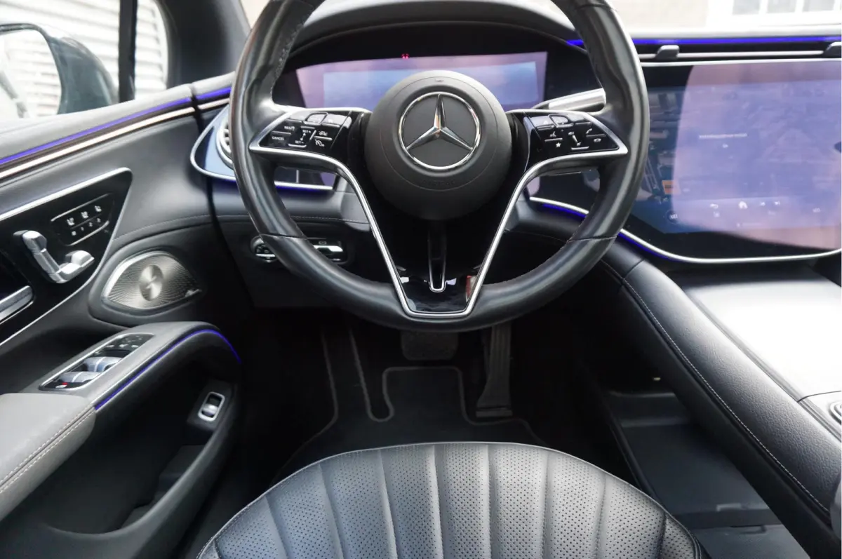 450+ Edition 108 kWh AMG Airmatic | SOH 97.7 | Hyperscreen | Achterasbesturing | Panoramadak | Burmester | Head Up Display