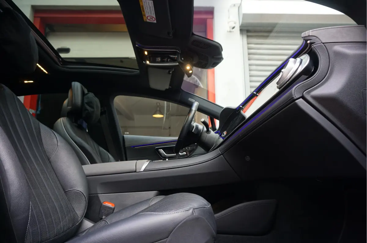 450+ Edition 108 kWh AMG Airmatic | SOH 97.7 | Hyperscreen | Achterasbesturing | Panoramadak | Burmester | Head Up Display