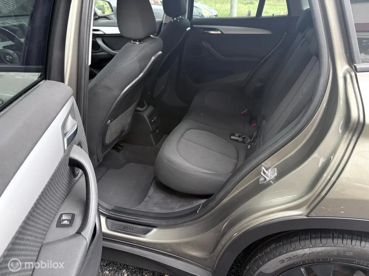 sDrive18i Centennial Executive | AUTOMAAT | TREKH. |