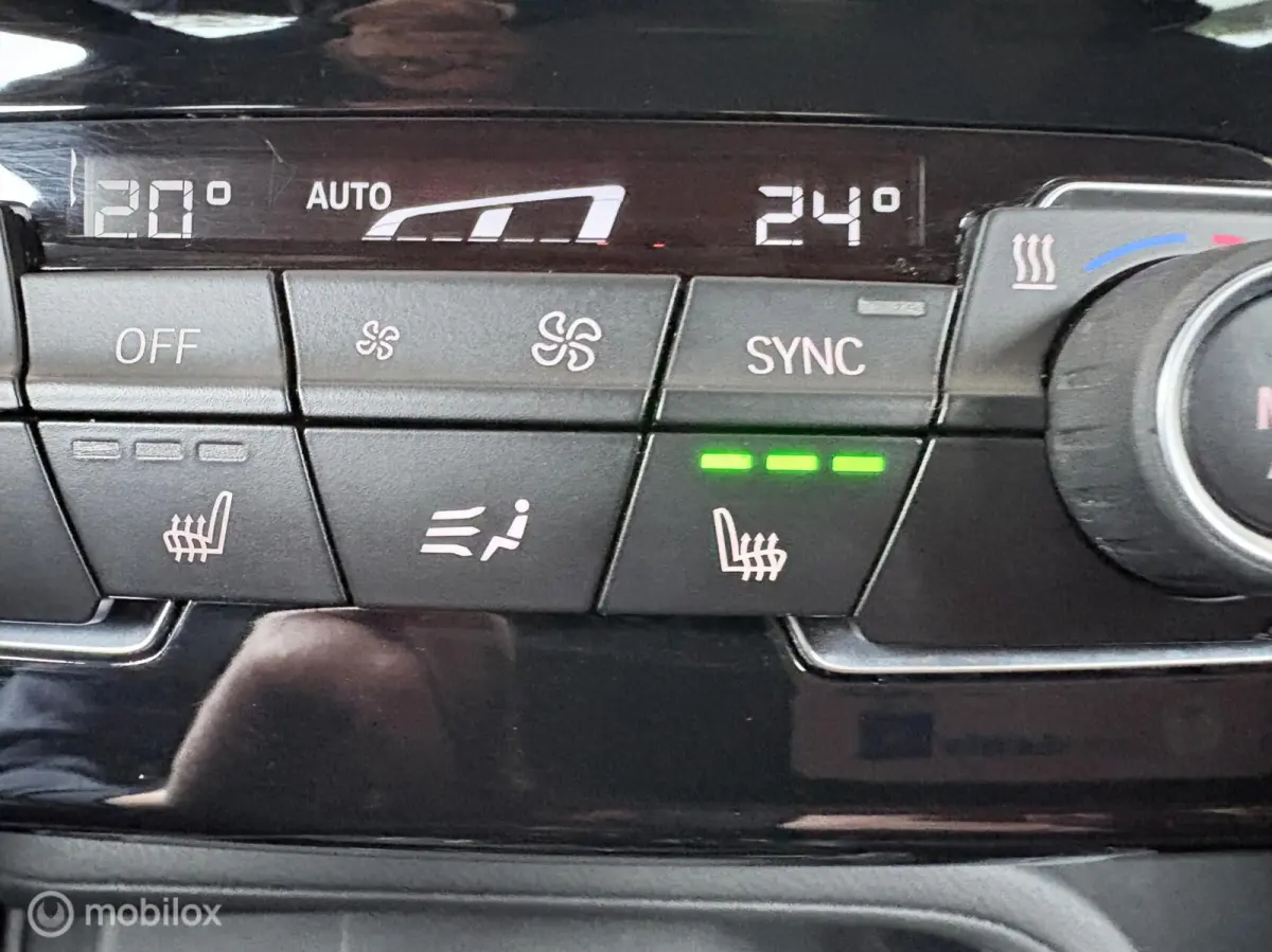 sDrive18i Centennial Executive | AUTOMAAT | TREKH. |