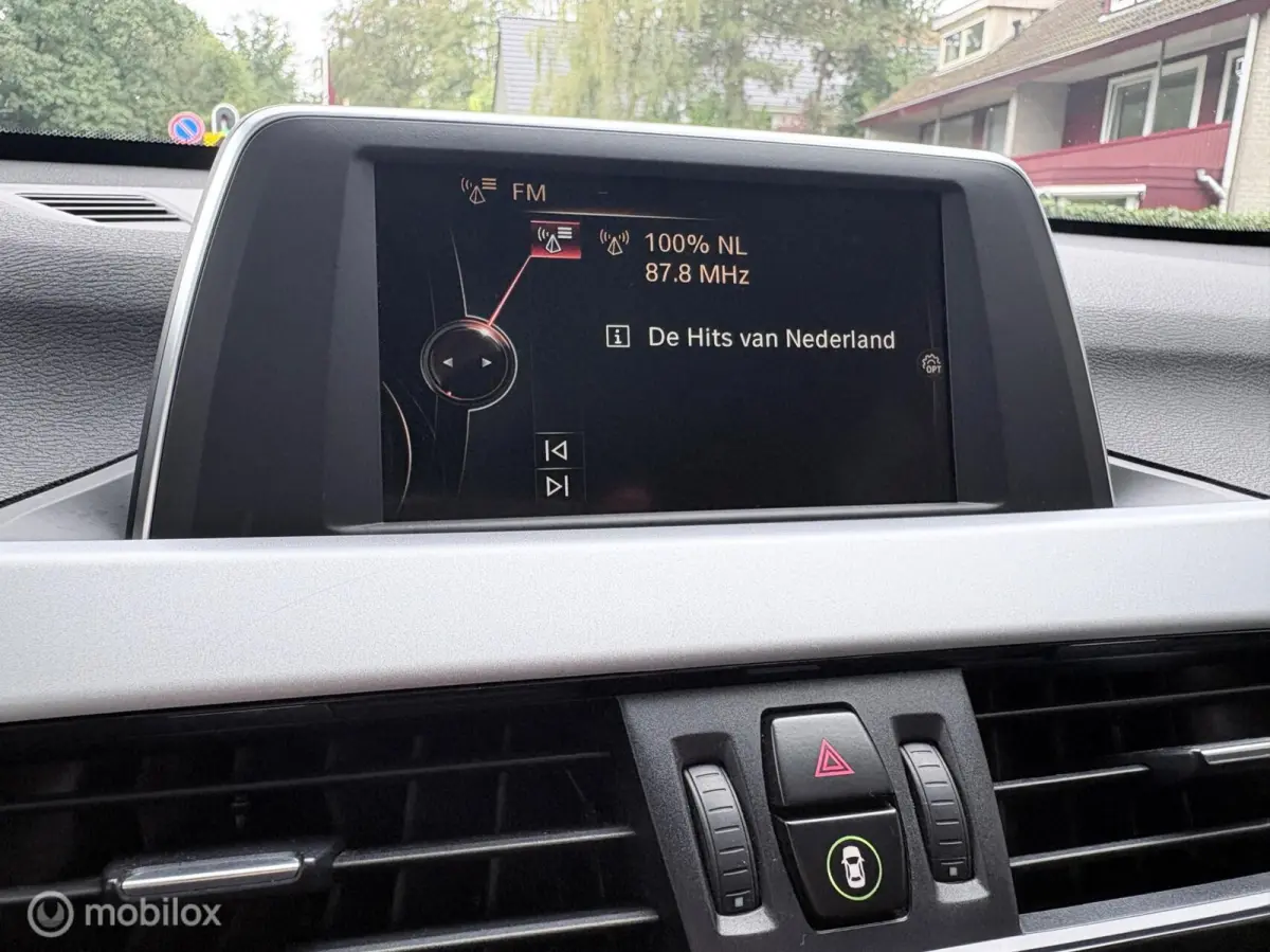 sDrive18i Centennial Executive | AUTOMAAT | TREKH. |