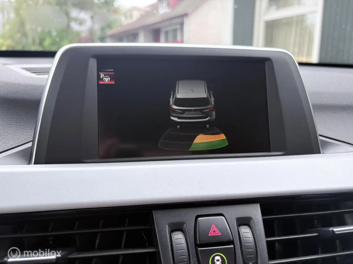 sDrive18i Centennial Executive | AUTOMAAT | TREKH. |