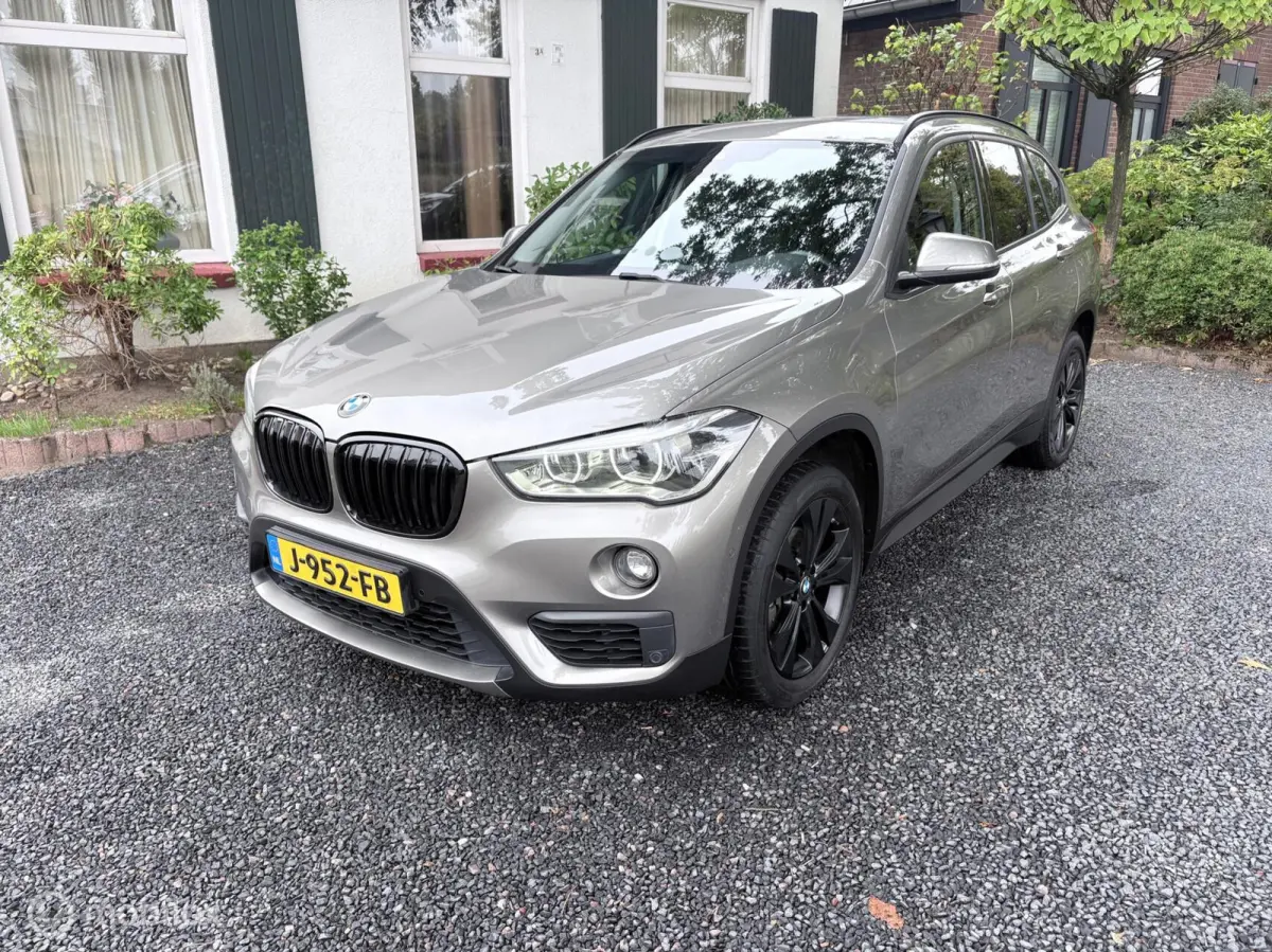 sDrive18i Centennial Executive | AUTOMAAT | TREKH. |