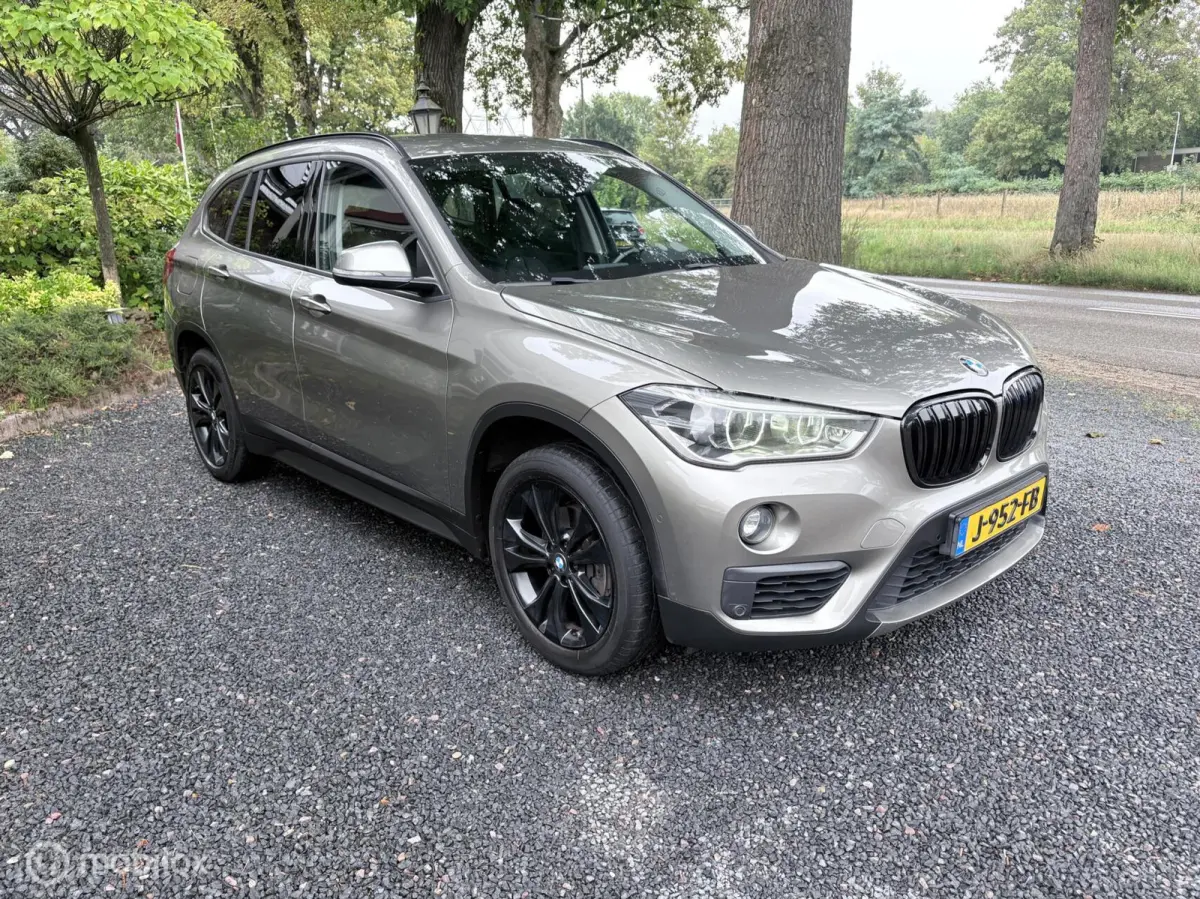 sDrive18i Centennial Executive | AUTOMAAT | TREKH. |