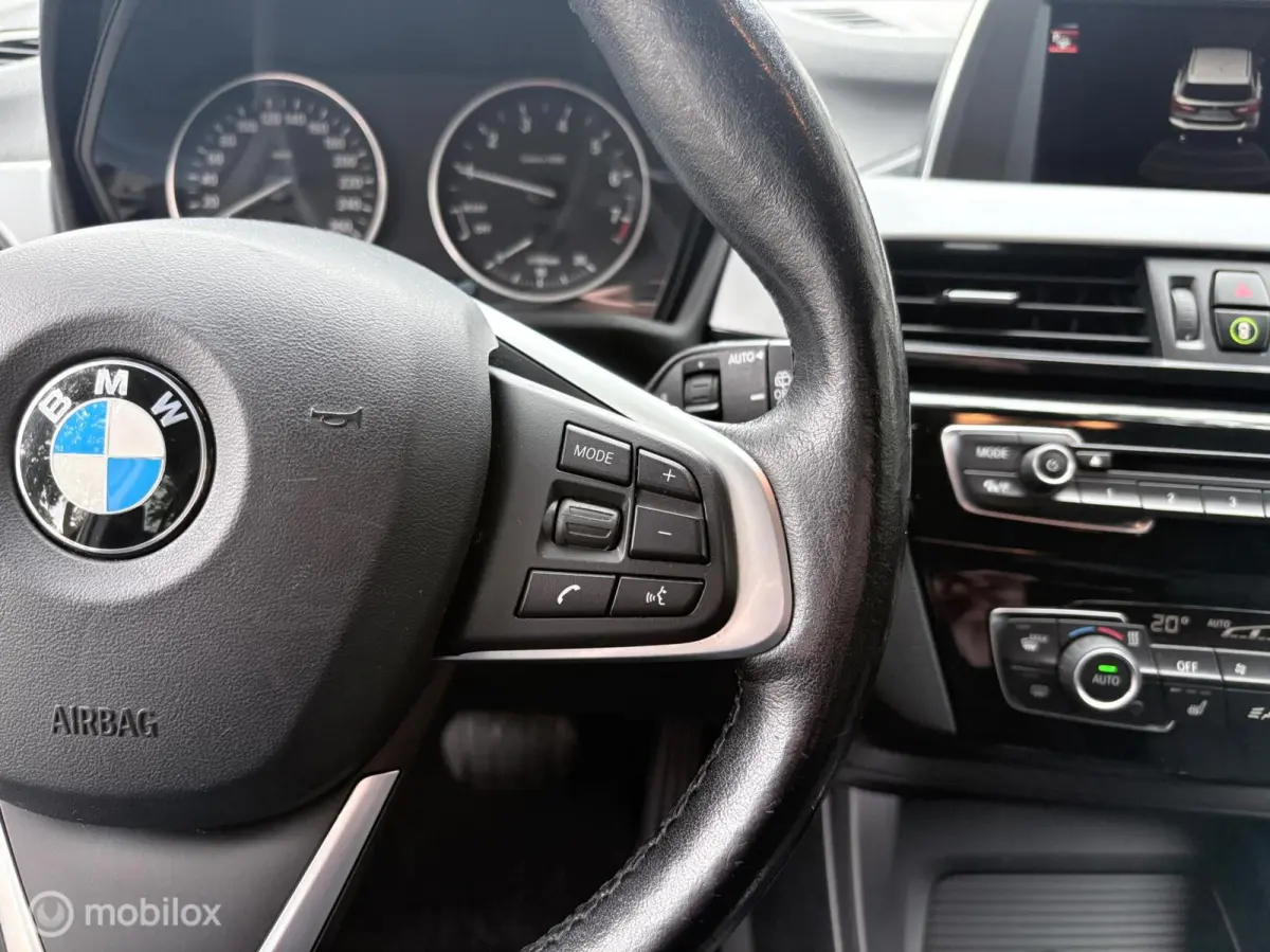 sDrive18i Centennial Executive | AUTOMAAT | TREKH. |