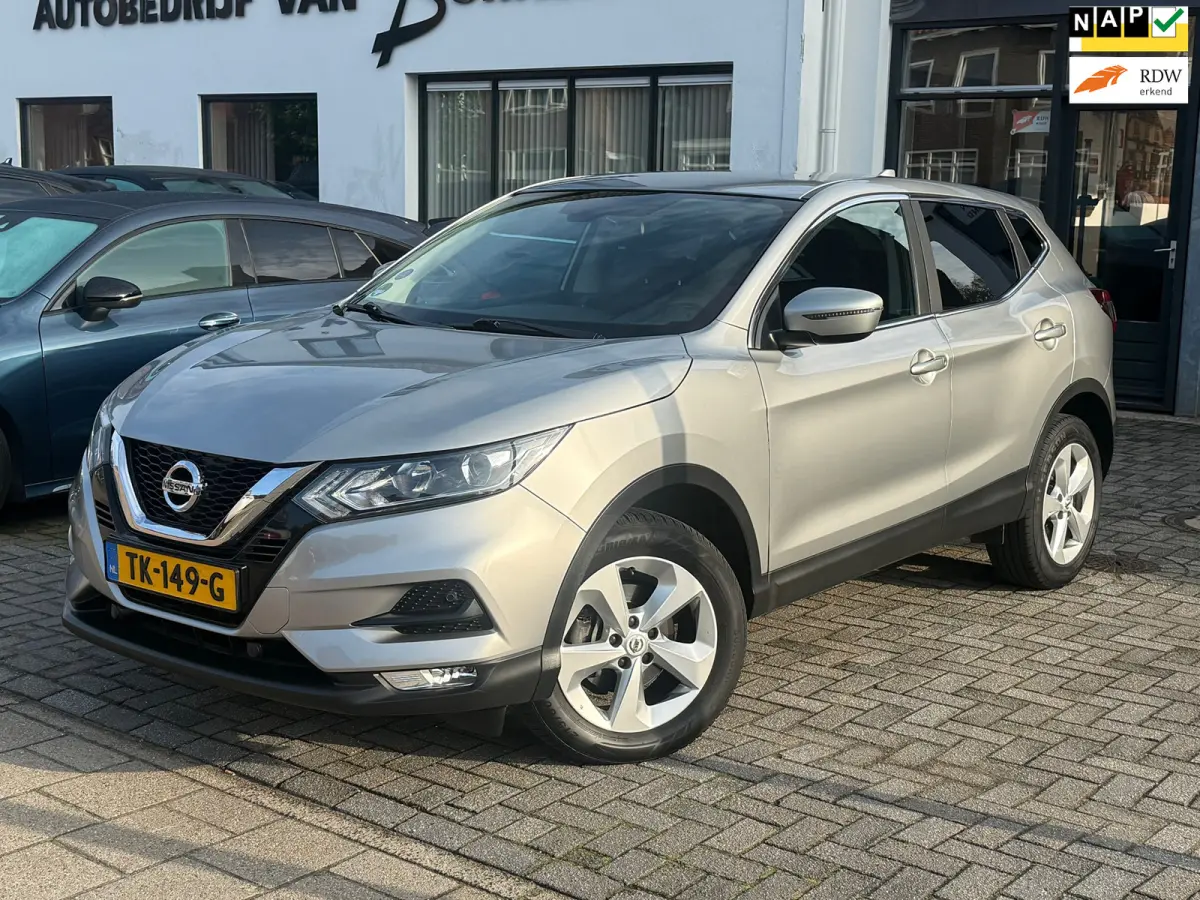 1.2 Acenta, Trekhaak,Achteruitrij camera,Navigatie,Climate control,Parkeersensoren