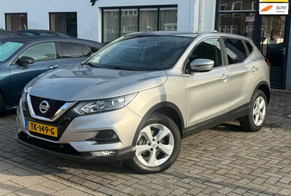 1.2 Acenta, Trekhaak,Achteruitrij camera,Navigatie,Climate control,Parkeersensoren