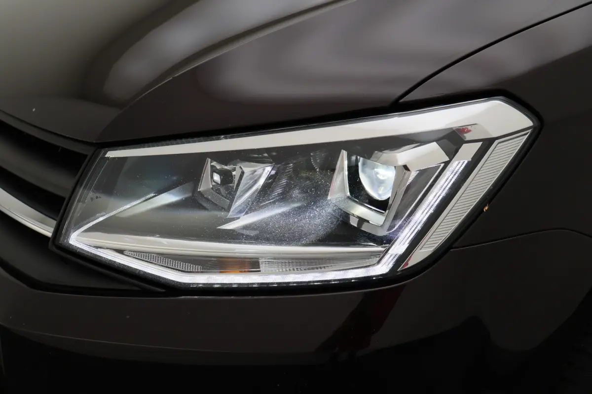 2.0 TDI DSG L1H1 BMT Airco, Winterpakket, ACC, Camera, Bi-Xenon, PDC, 15''