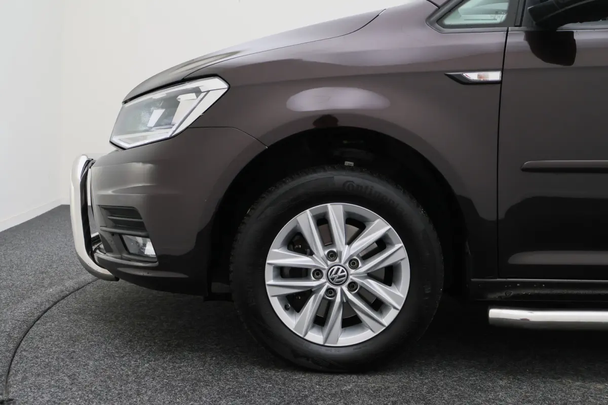 2.0 TDI DSG L1H1 BMT Airco, Winterpakket, ACC, Camera, Bi-Xenon, PDC, 15''