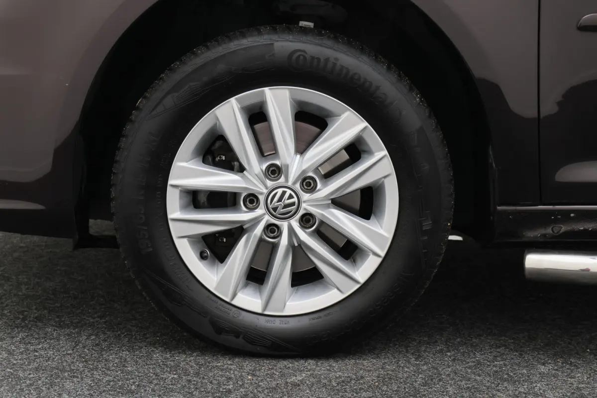 2.0 TDI DSG L1H1 BMT Airco, Winterpakket, ACC, Camera, Bi-Xenon, PDC, 15''