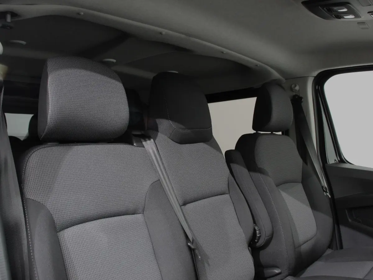 2.0 Blue dCi 150 EDC T30 L2H1 Advance Dubbele Cabine Navigatie Airco Lichtmetalen velgen Betimmering Trekhaak Camera Parkeer sensoren Dab