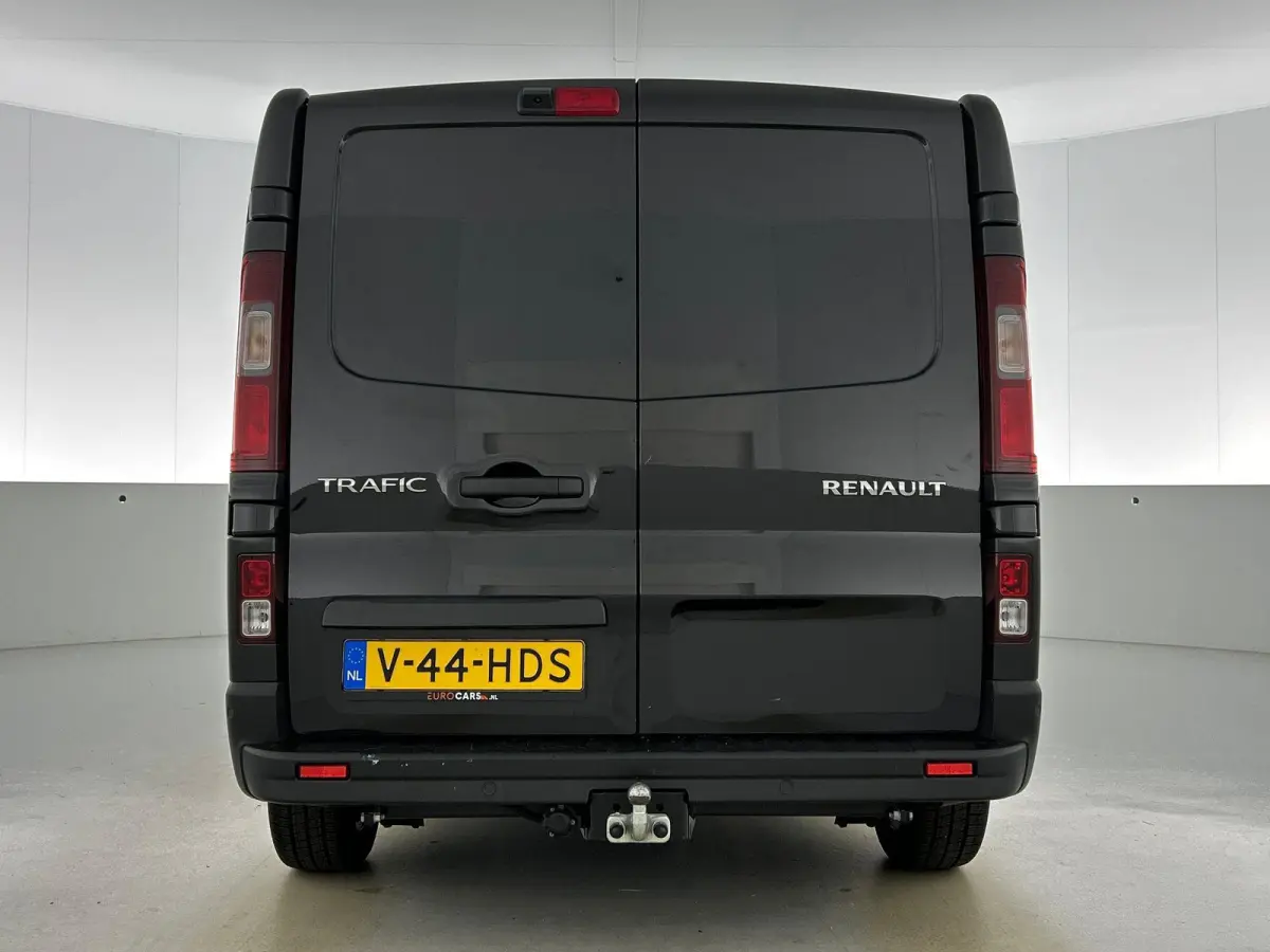 2.0 Blue dCi 150 EDC T30 L2H1 Advance Dubbele Cabine Navigatie Airco Lichtmetalen velgen Betimmering Trekhaak Camera Parkeer sensoren Dab