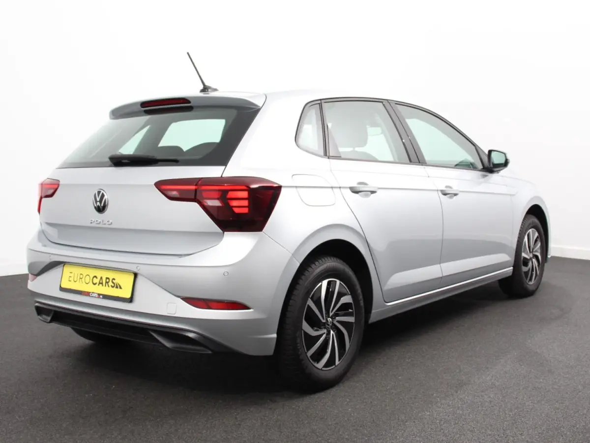 1.0 TSI Automaat Life Navigatie Apple Carplay/Android Auto Climate Control Digitale Cockpit Stoelverwarming Parkeer sensoren Adaptive Cruise Control Lichtmetalen Velgen