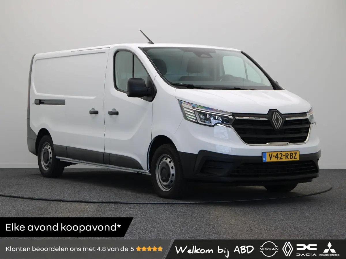 2.0 Blue dCi 110pk T30 L2H1 Comfort | Laadruimtepakket | Achteruitrijcamera | Vierseizoensbanden |