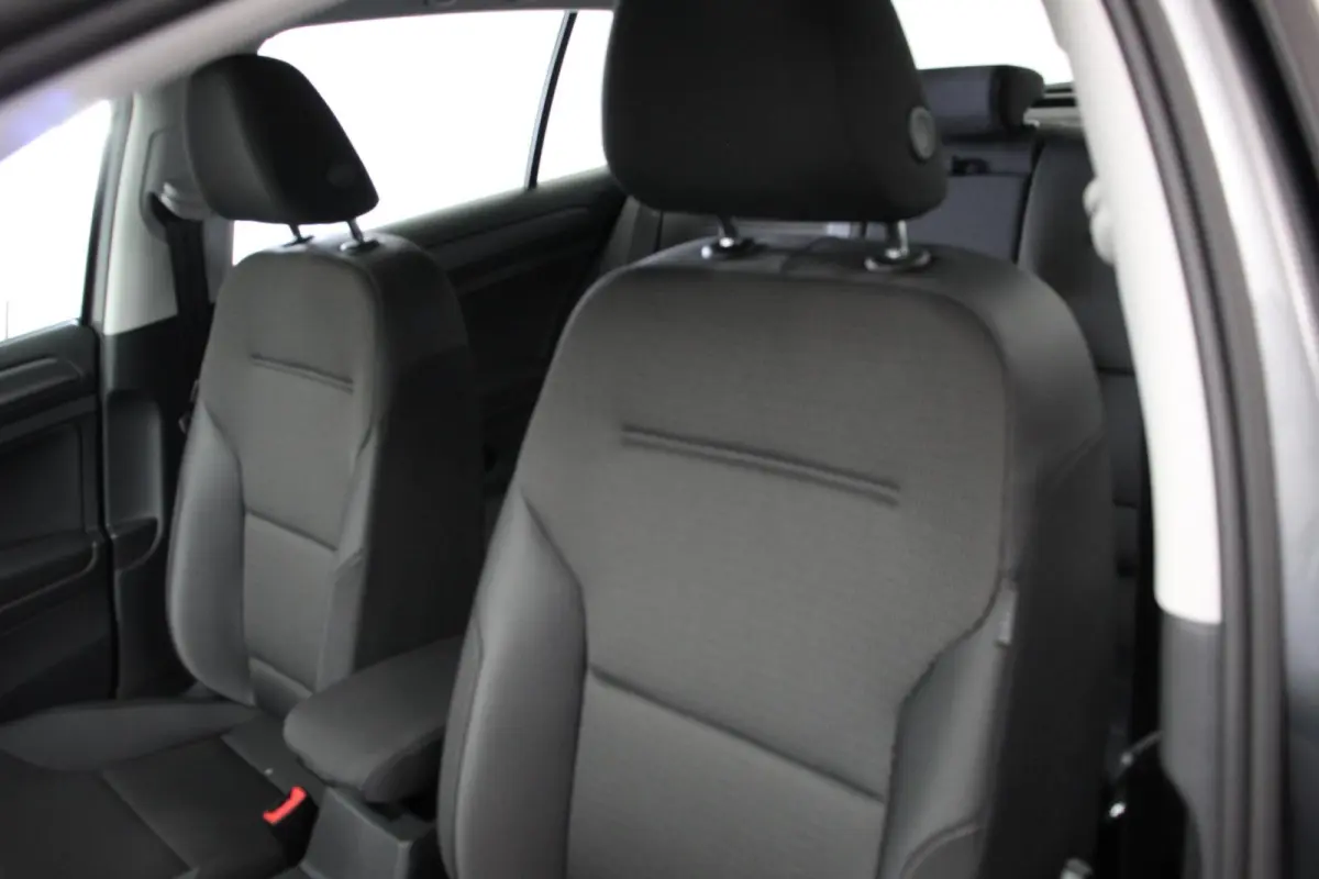 Edition Automaat SOH 89% Navigatie Digitale Cockpit Bluetooth Cruise Control Lichtmetalen Velgen Camera Parkeer Sensoren