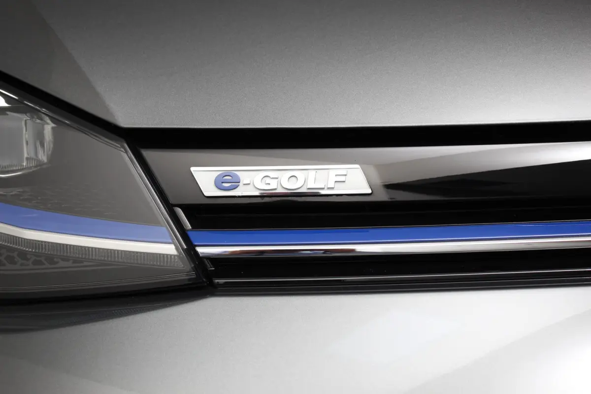 Edition Automaat SOH 89% Navigatie Digitale Cockpit Bluetooth Cruise Control Lichtmetalen Velgen Camera Parkeer Sensoren