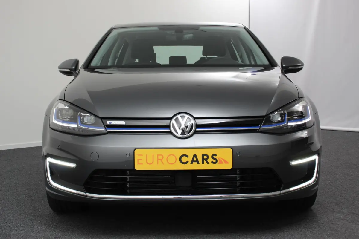 Edition Automaat SOH 89% Navigatie Digitale Cockpit Bluetooth Cruise Control Lichtmetalen Velgen Camera Parkeer Sensoren