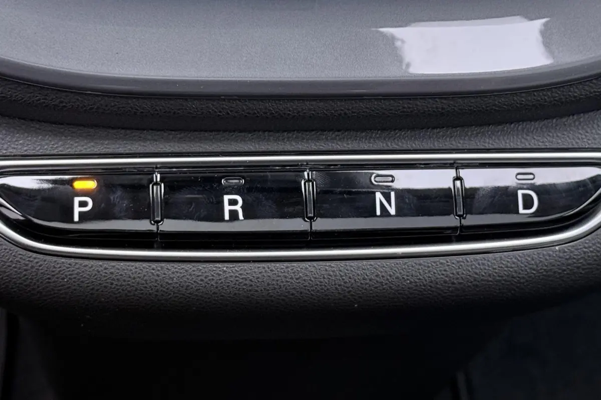La Prima 42 kWh / Panoramadak / Navi / Carplay / Camera